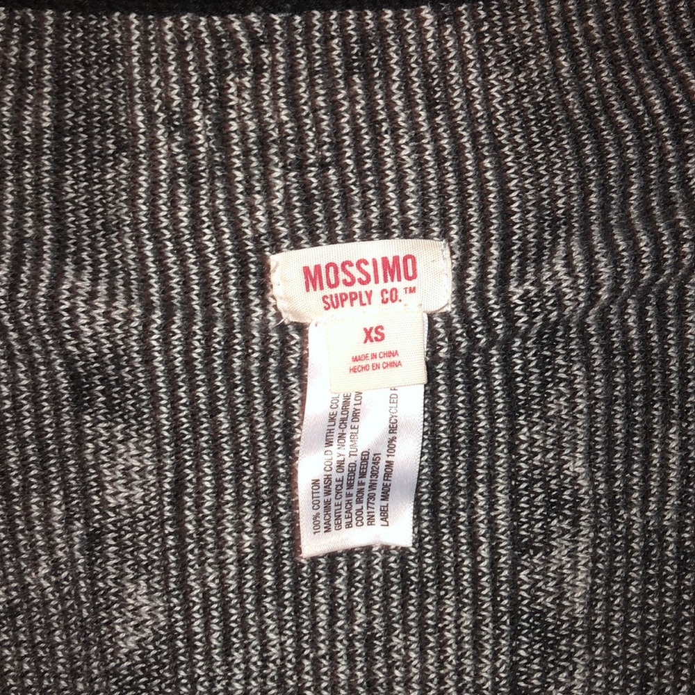 Cardigan - Picture 2 of 4